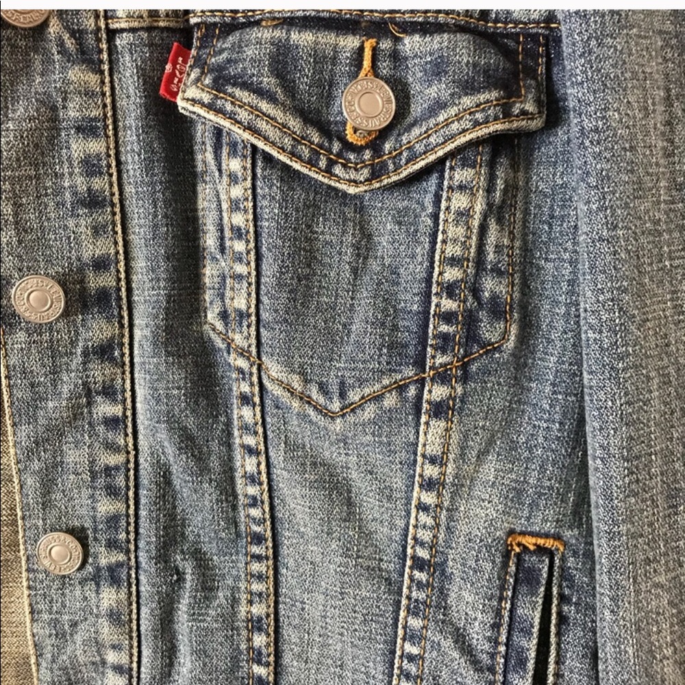 Levi’s Jacket medium wash - Picture 3 of 3